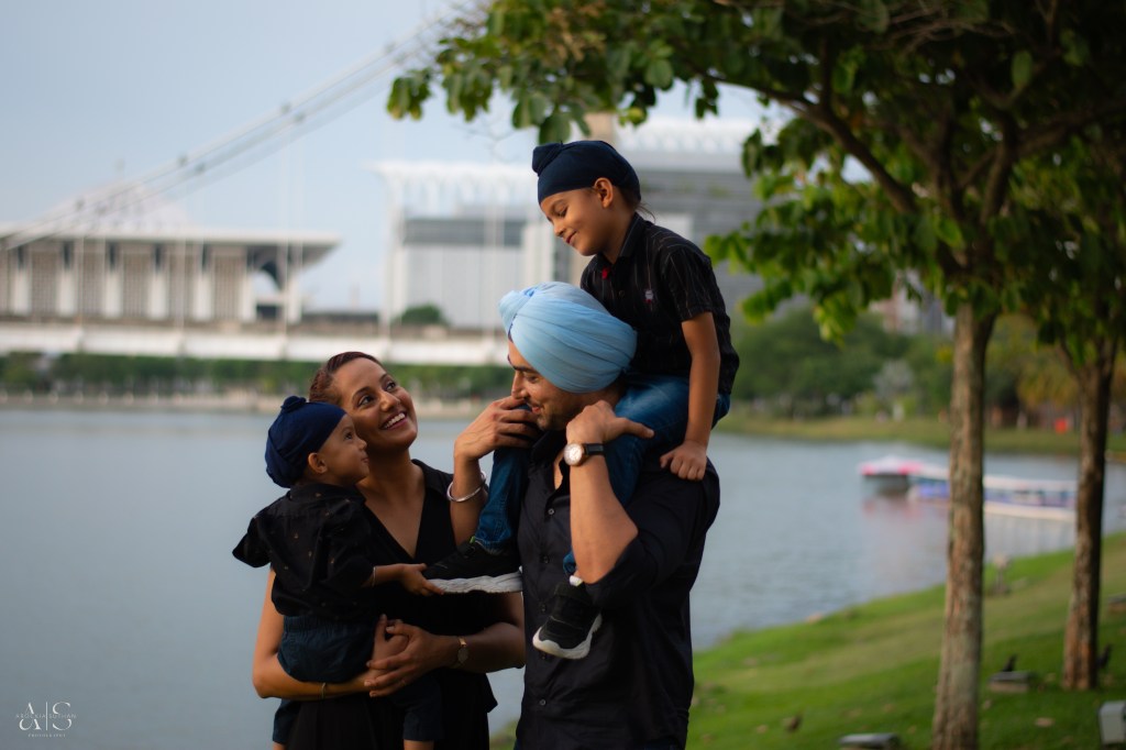 Kulbeer's family portait